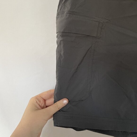REI Co-Op Mens Cargo Shorts 40W X 30L Gray Nylon With Pockets & Belt Loops - Picture 2 of 10